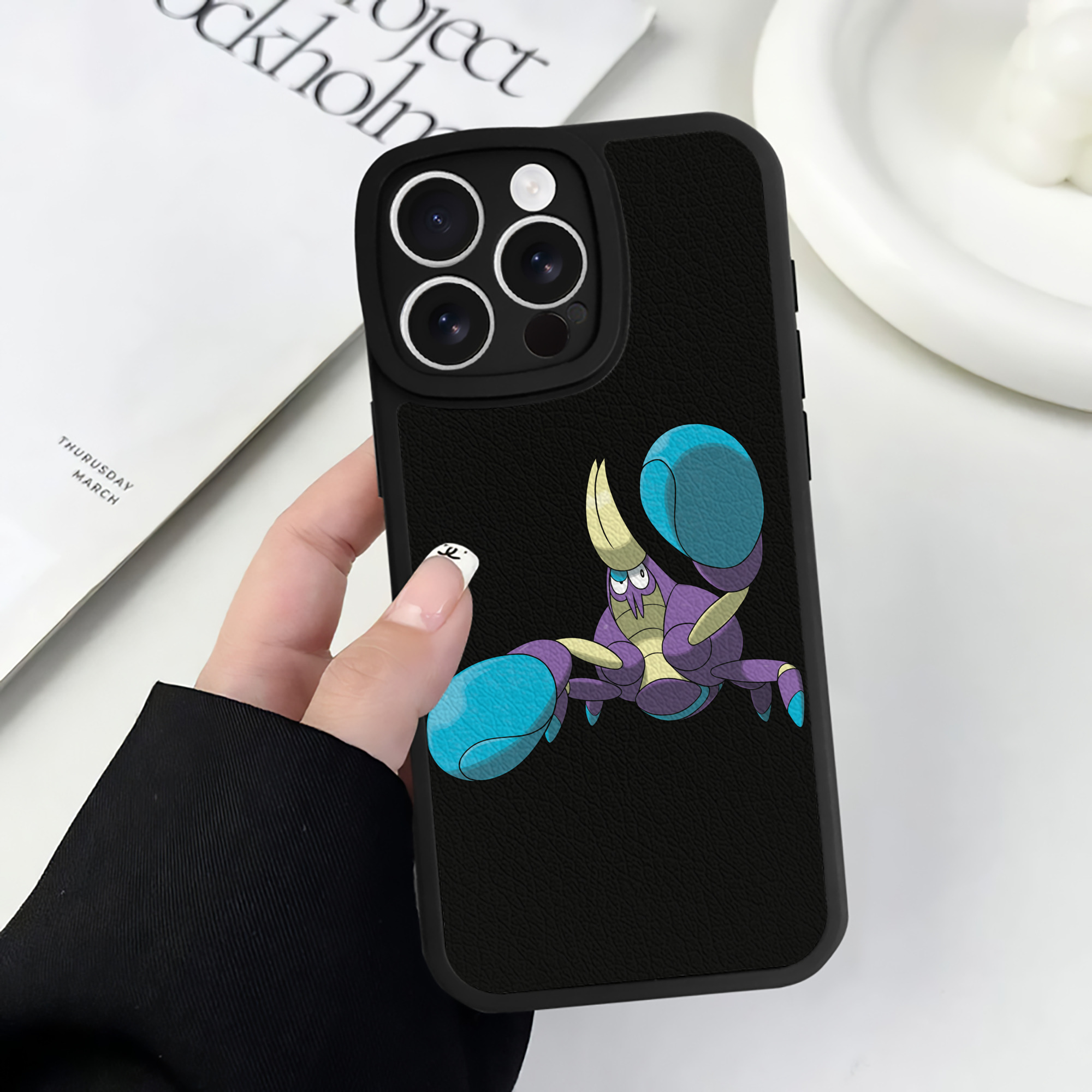 （画像用） ポケットモンスター Pokémon 【iPhone 16シリーズ対応】シリコンスマホケース（レザー調） 材質：シリコン